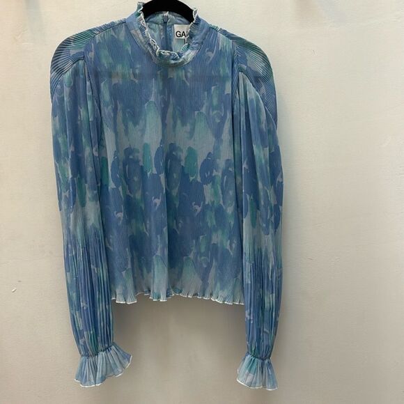 Ganni  blouse - Picture 2 of 9